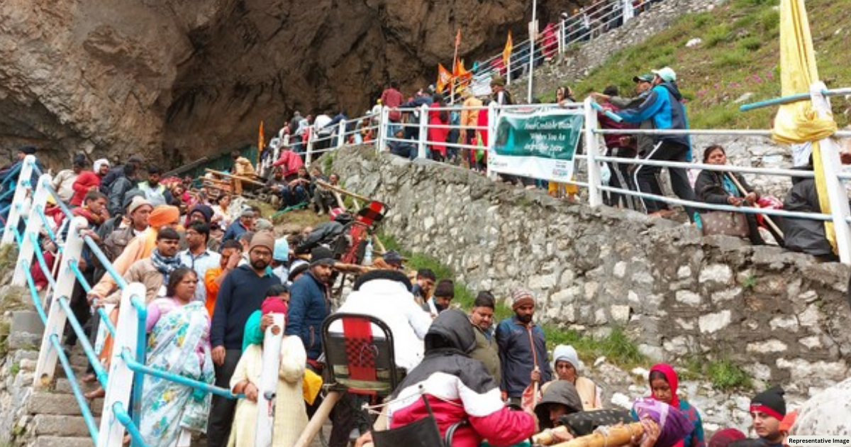 Amarnath Yatra resumes from Jammu after 3-day suspension